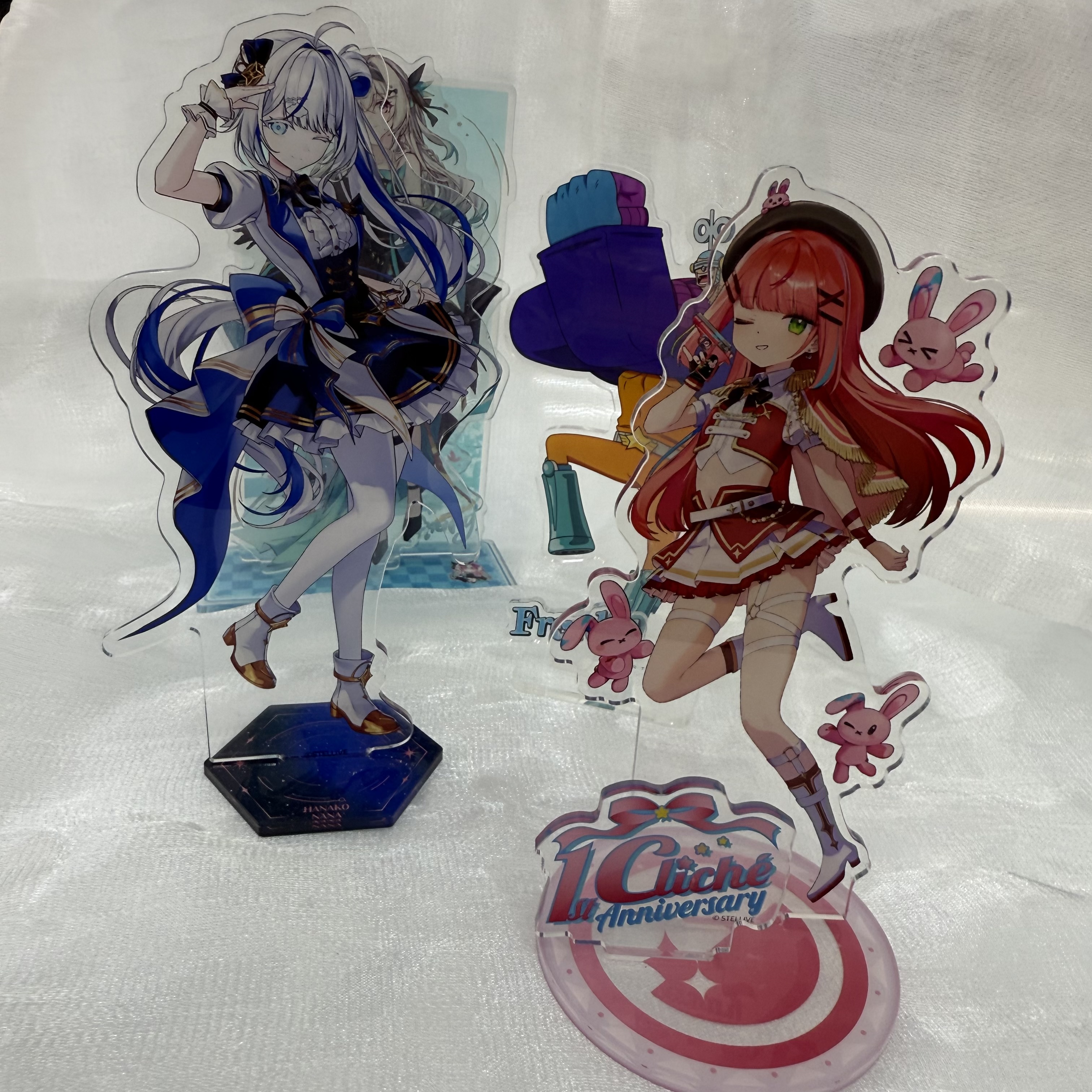 Customized acrylic standees, cultural and creative cartoon stars, anime, 2D games, and other creative diy gift ornaments Application Scenario
