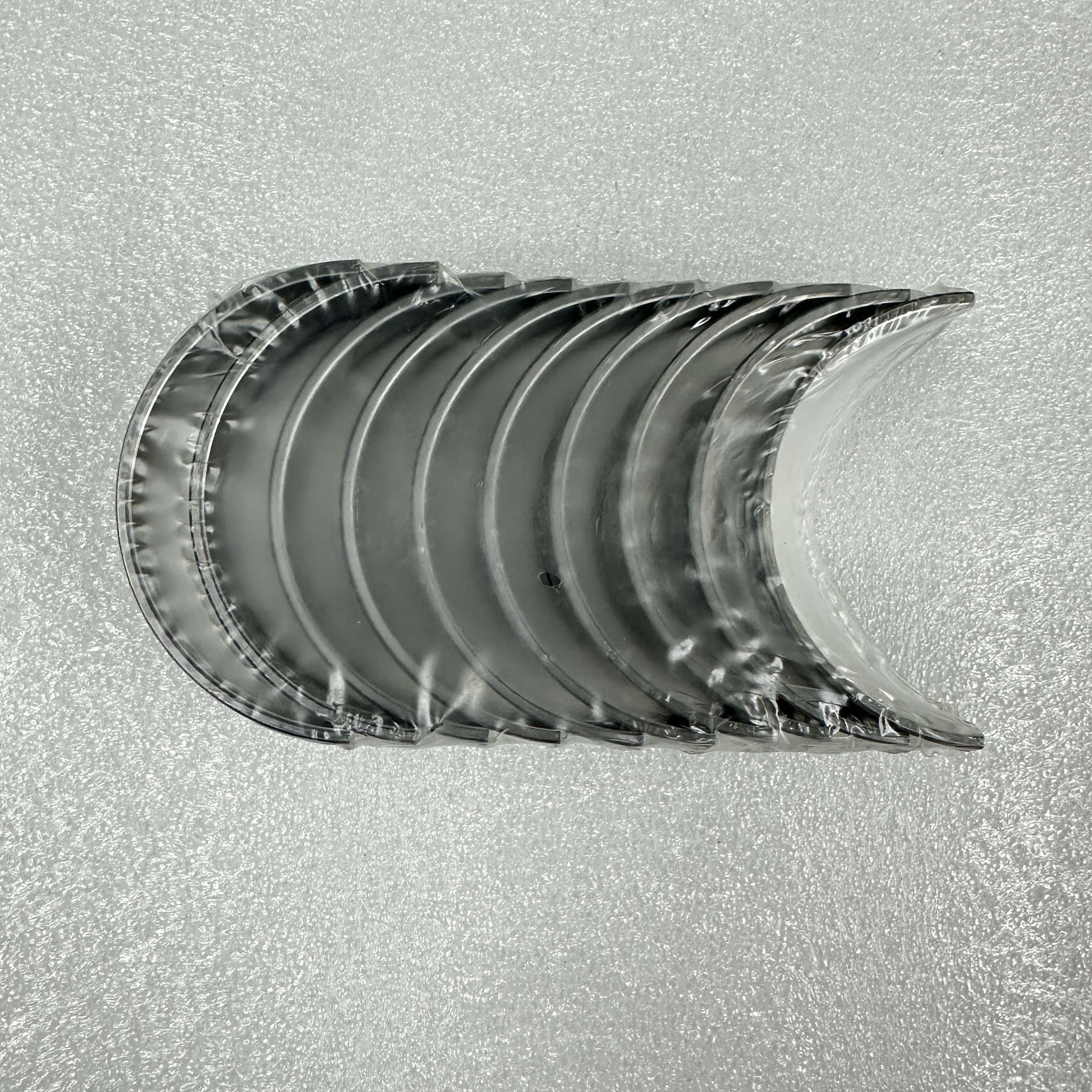 The construction machinery parts are suitable for the PERKINS 4.236 engine main bearing bush 31126364 Application Scenario