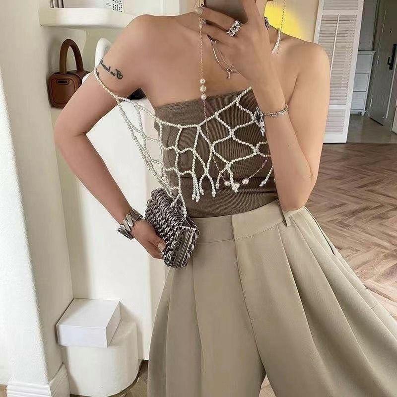 Summer hollowed-out heavy-duty beaded hand-woven pearl waistcoat, halter top, back and chest layer, can be worn outside details Picture