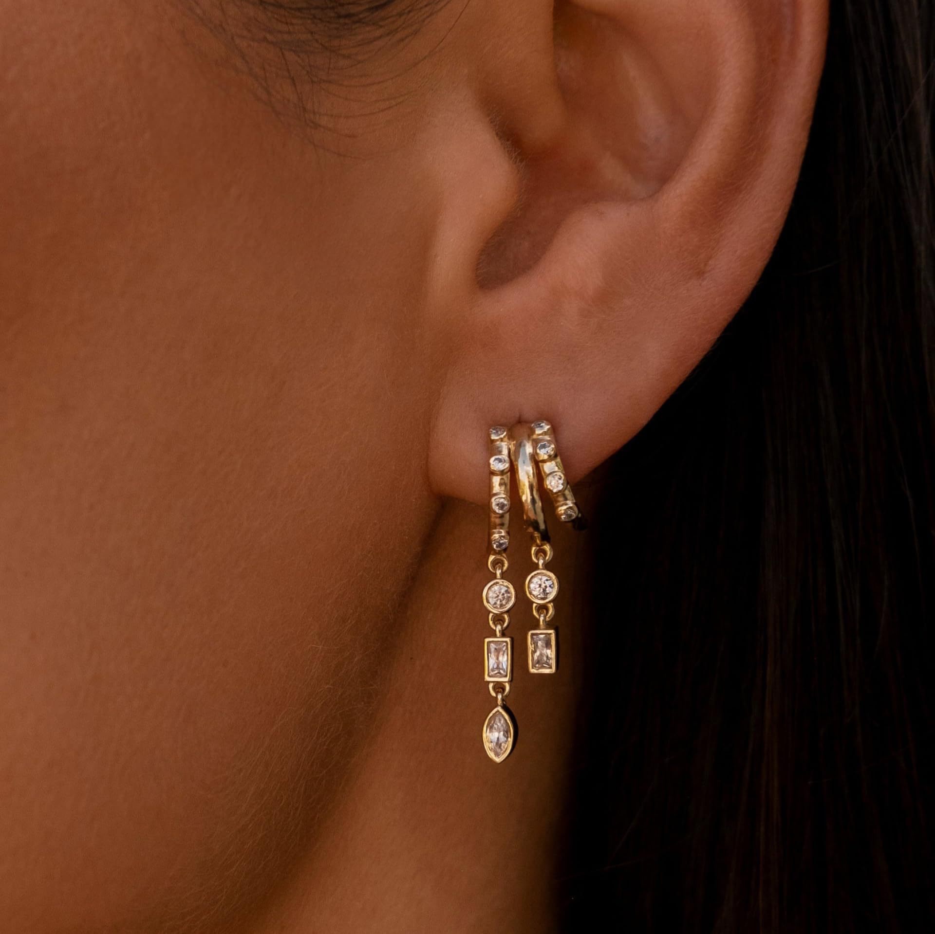 European and American cross-border light luxury design earrings are fashionable and versatile details Picture