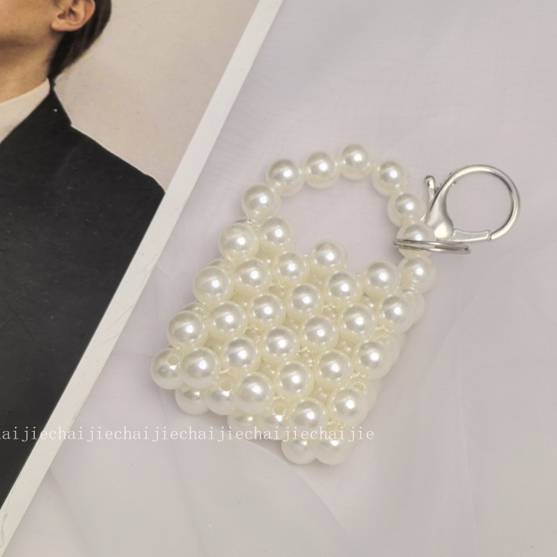 Handmade women's bag pendants, niche design beaded pendants, women's car keychains, mobile phone pendants, fairy mouth red envelope accessories detail image 5