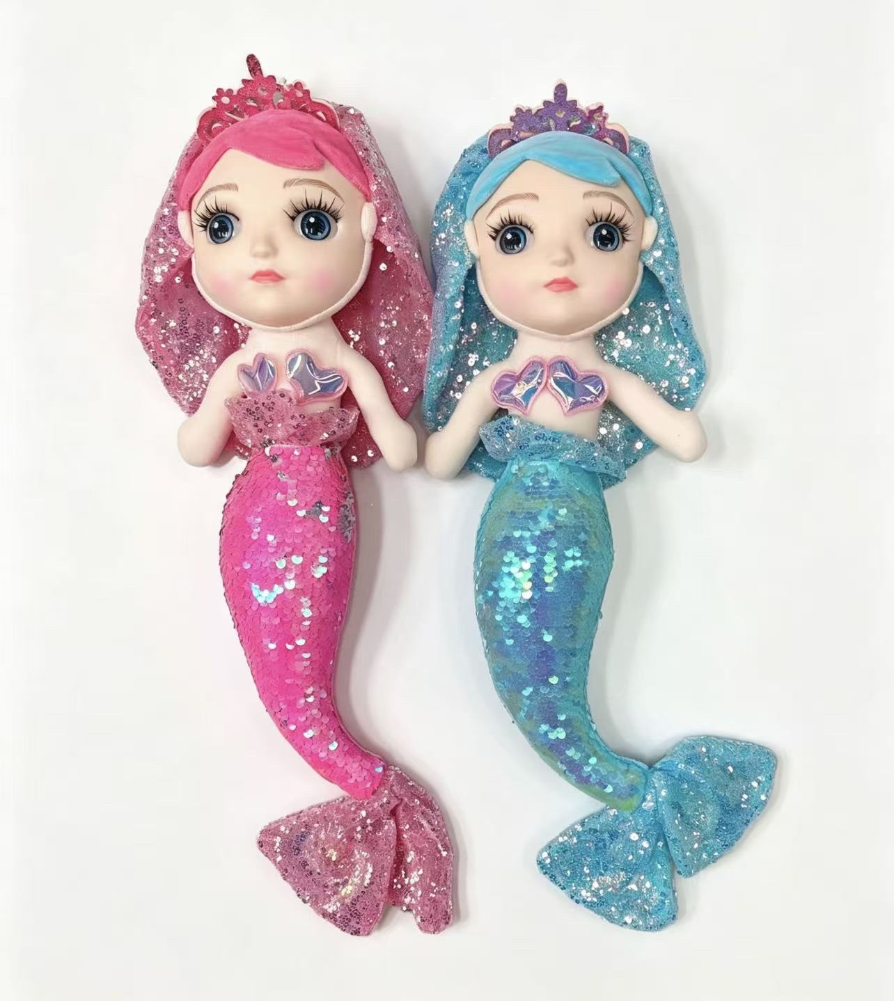The new Mermaid Princess series of small figurines are shiny and have soft little faces. They are popular and best-selling small figurines detail image 1