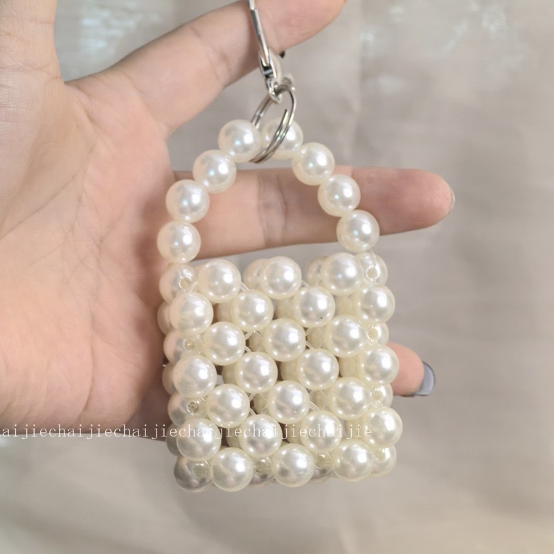 Handmade women's bag pendants, niche design beaded pendants, women's car keychains, mobile phone pendants, fairy mouth red envelope accessories detail image 3
