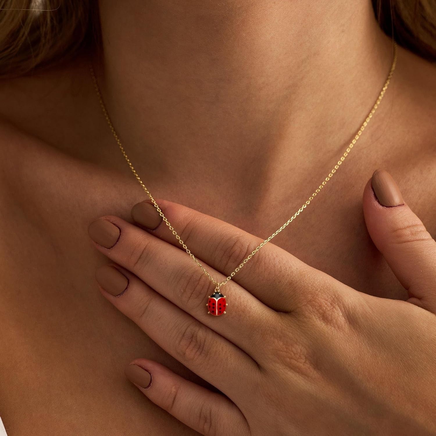 European and American cross-border small animal stone necklace, charming, cute, fashionable and versatile, with a sense of design, colorful and small collarbone chain Specification image
