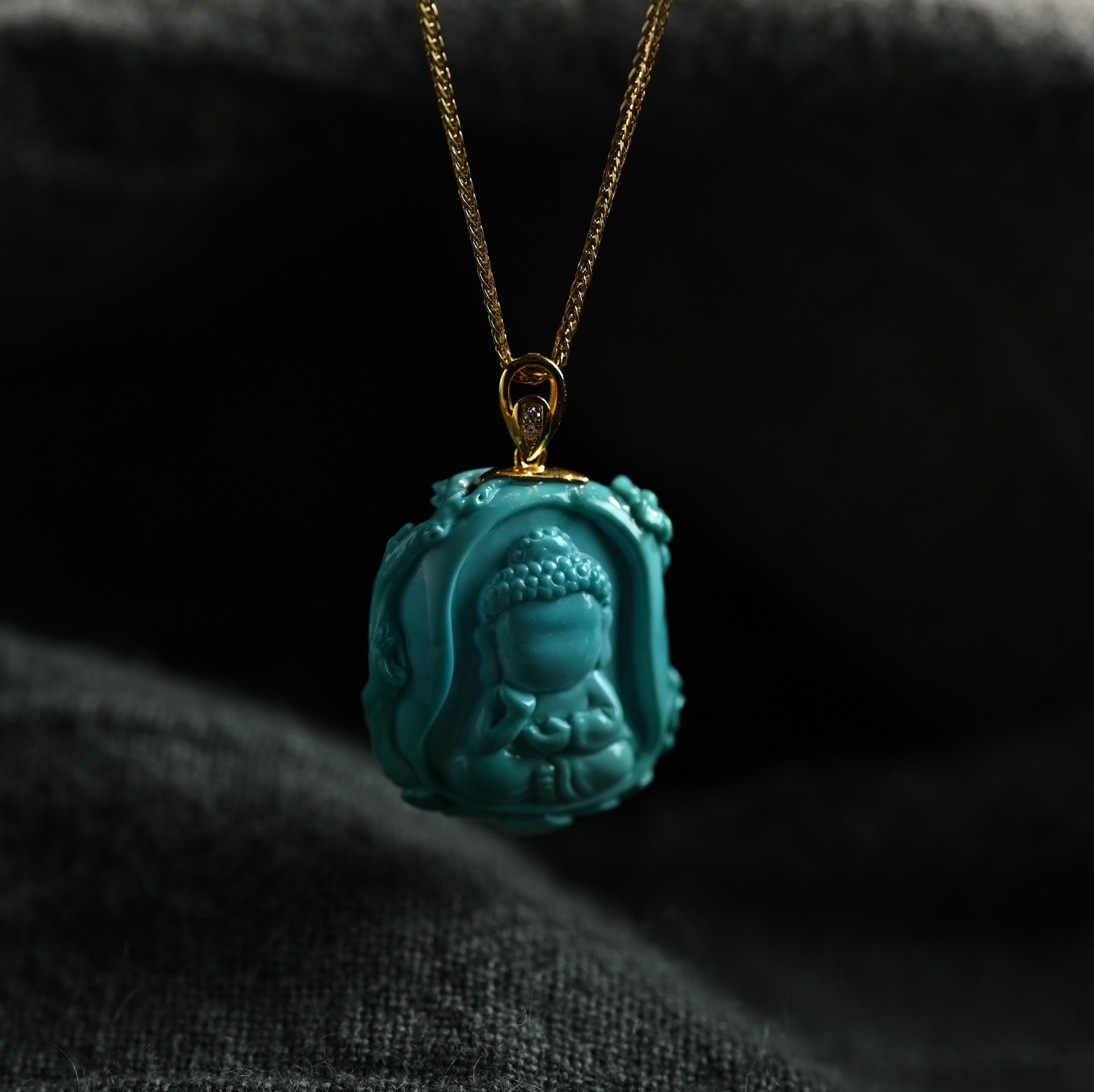 Natural raw turquoise high porcelain pendant, Wuxiang Buddha 18k real gold buckle necklace, natural and genuine turquoise Specification image
