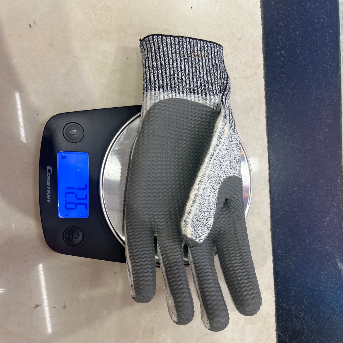 Cut-resistant gloves Specification image