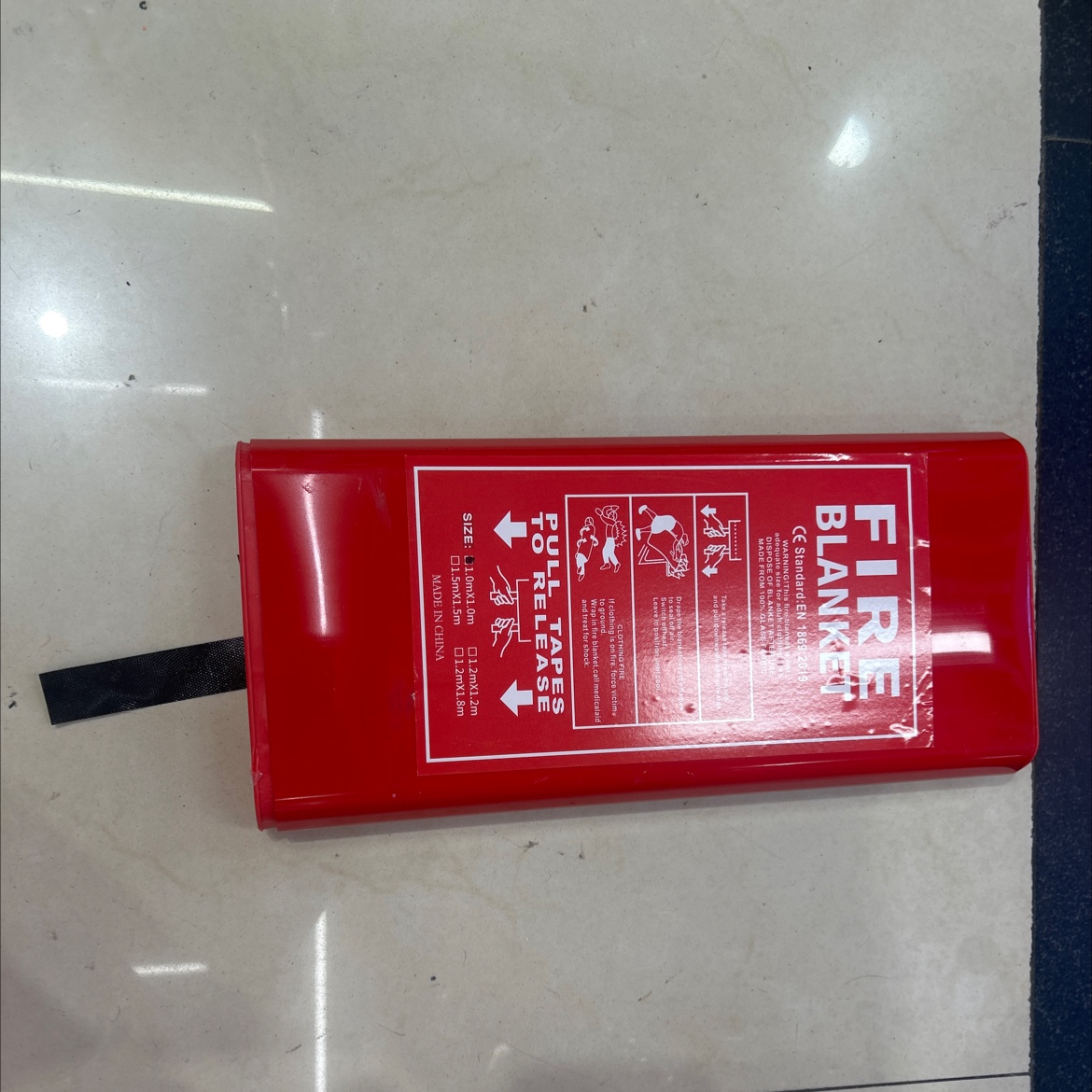 Fire blanket, a blanket used for extinguishing fires detail image 2