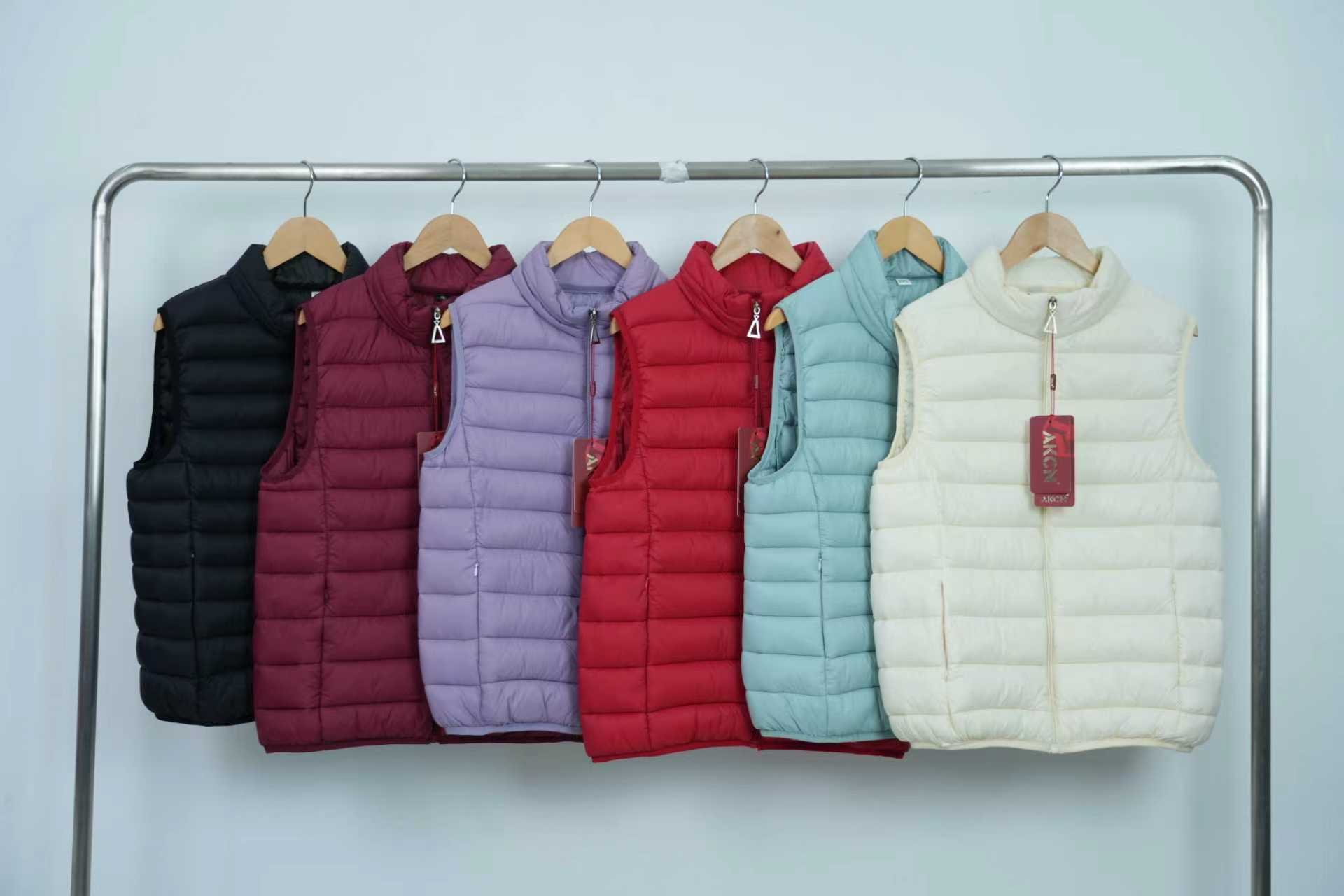 Colorful cotton-padded vest for women, light, warm and windproof vest detail image 1
