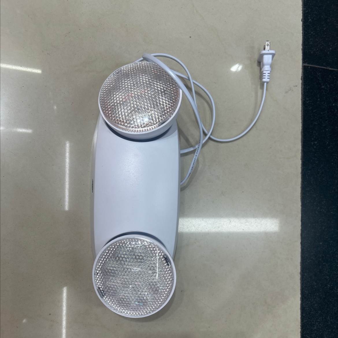 小巧型应急灯图