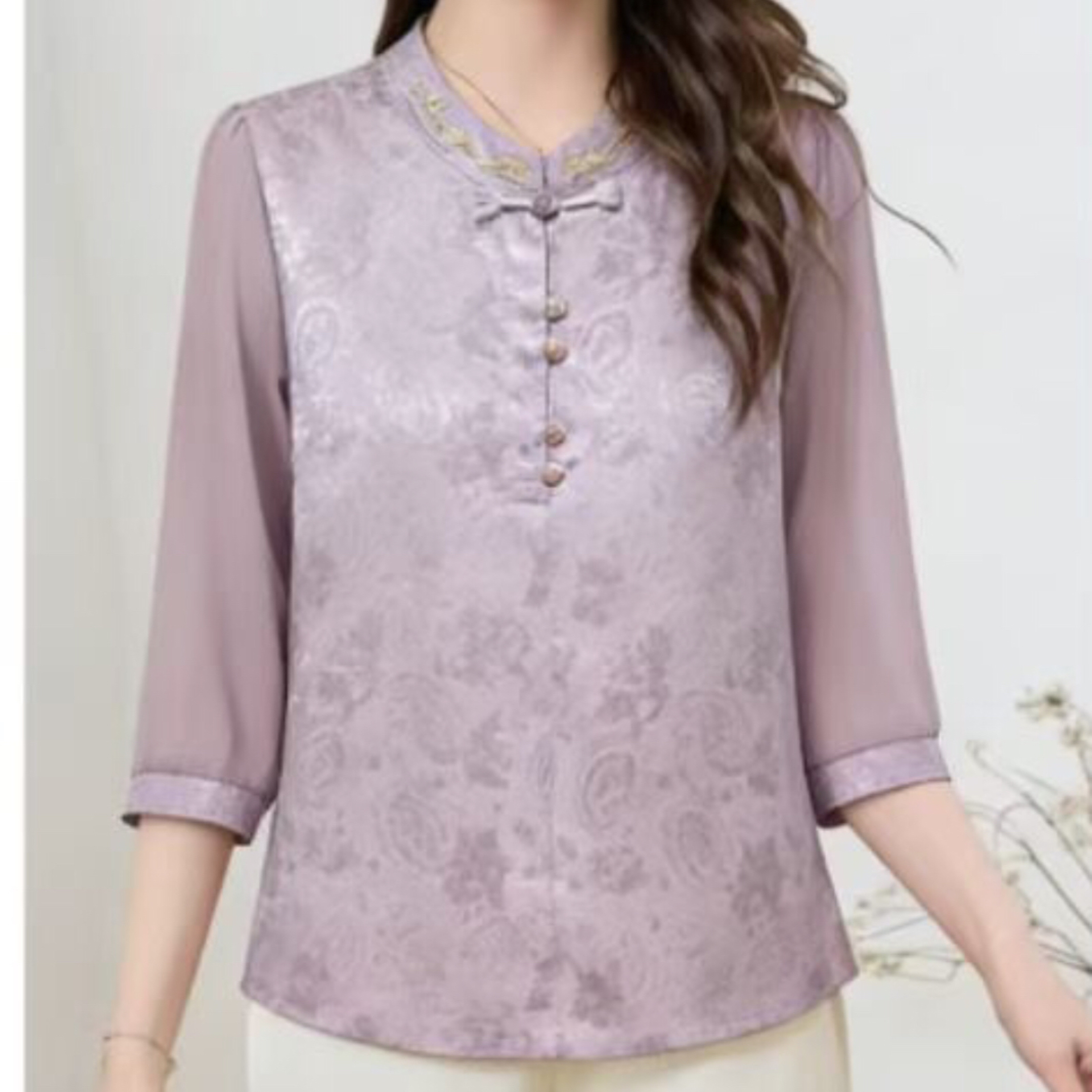 Chinese-style floral tops for middle-aged and elderly people in summer 2026
