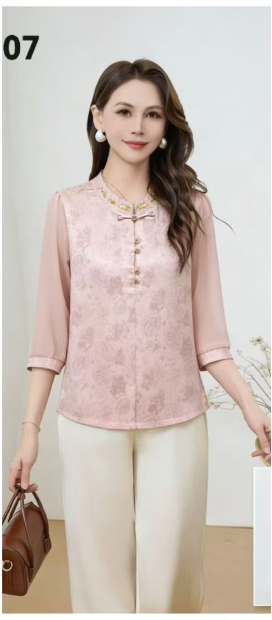 Chinese-style floral tops for middle-aged and elderly people in summer 2026 Specification image