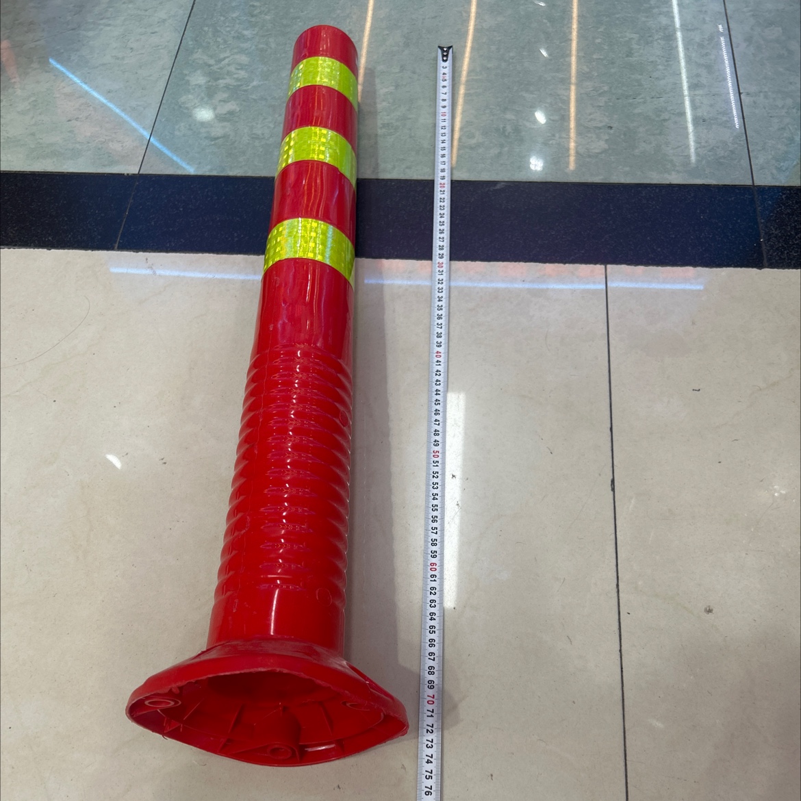 Warning post details Picture