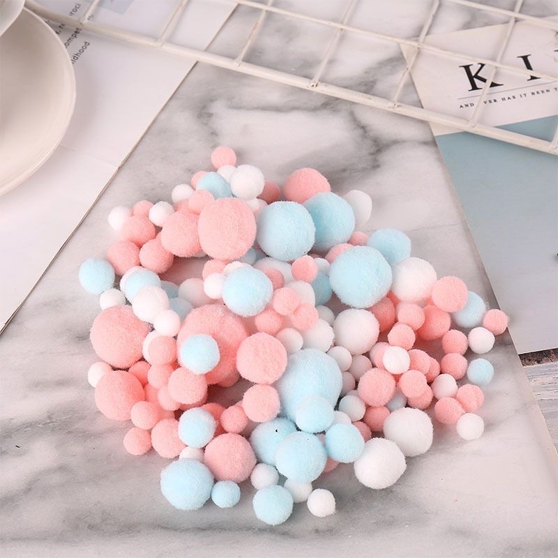 High-elasticity, colorful children's creative small fur balls, making plush balls, mixed diy accessories, kindergarten handicraft materials Application Scenario