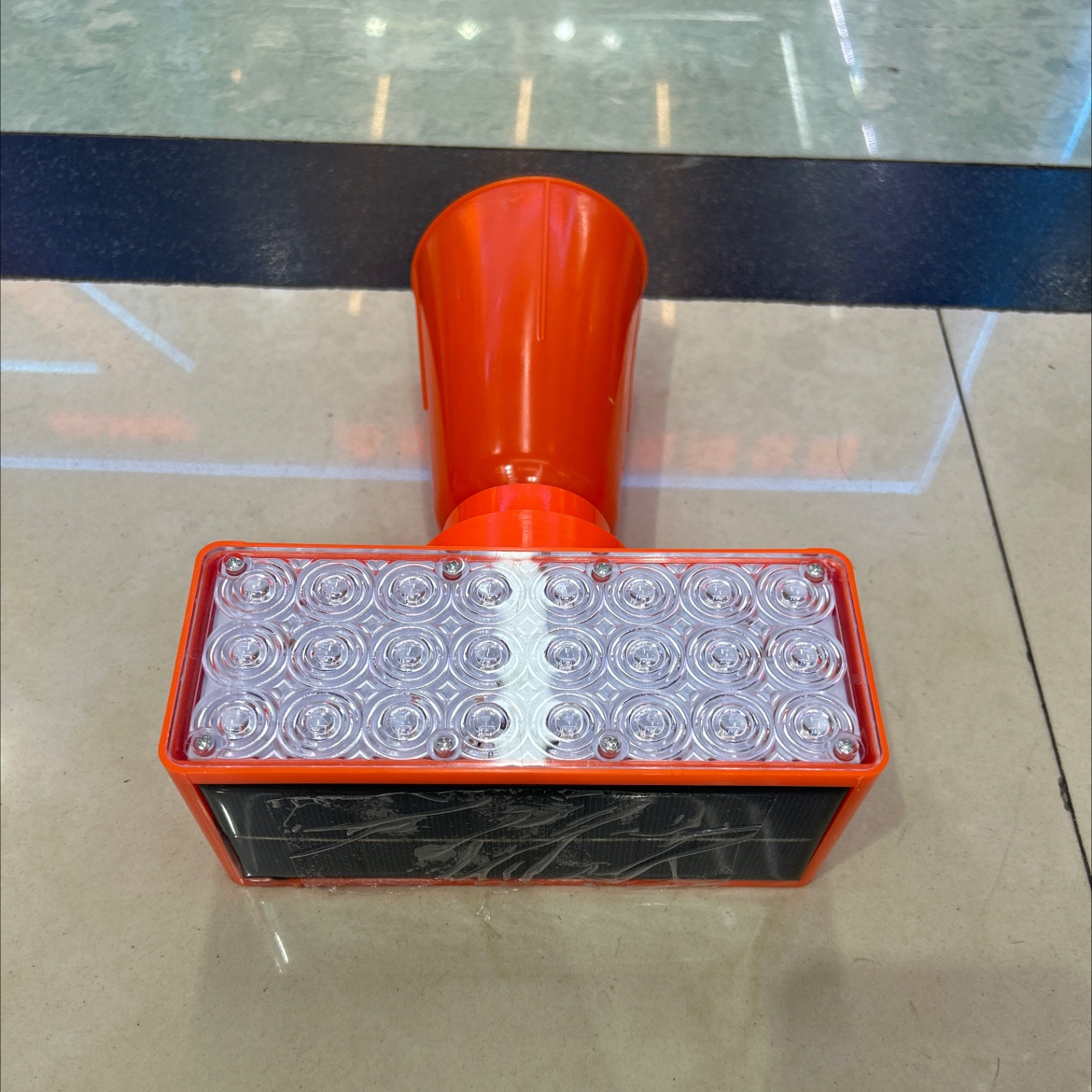 Solar-powered traffic warning light, single-sided lamp beads 019-04 details Picture