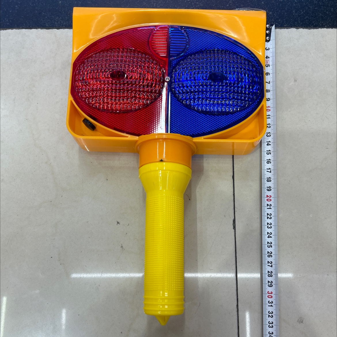 اشارات تحذيرية لحركة المرور تعمل بالطاقة الشمسية Specification image