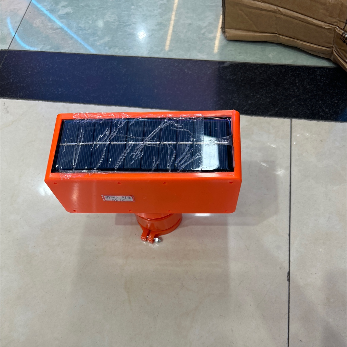 مصابيح إنذارات مرور تعمل بالطاقة الشمسية من 019-06 Specification image