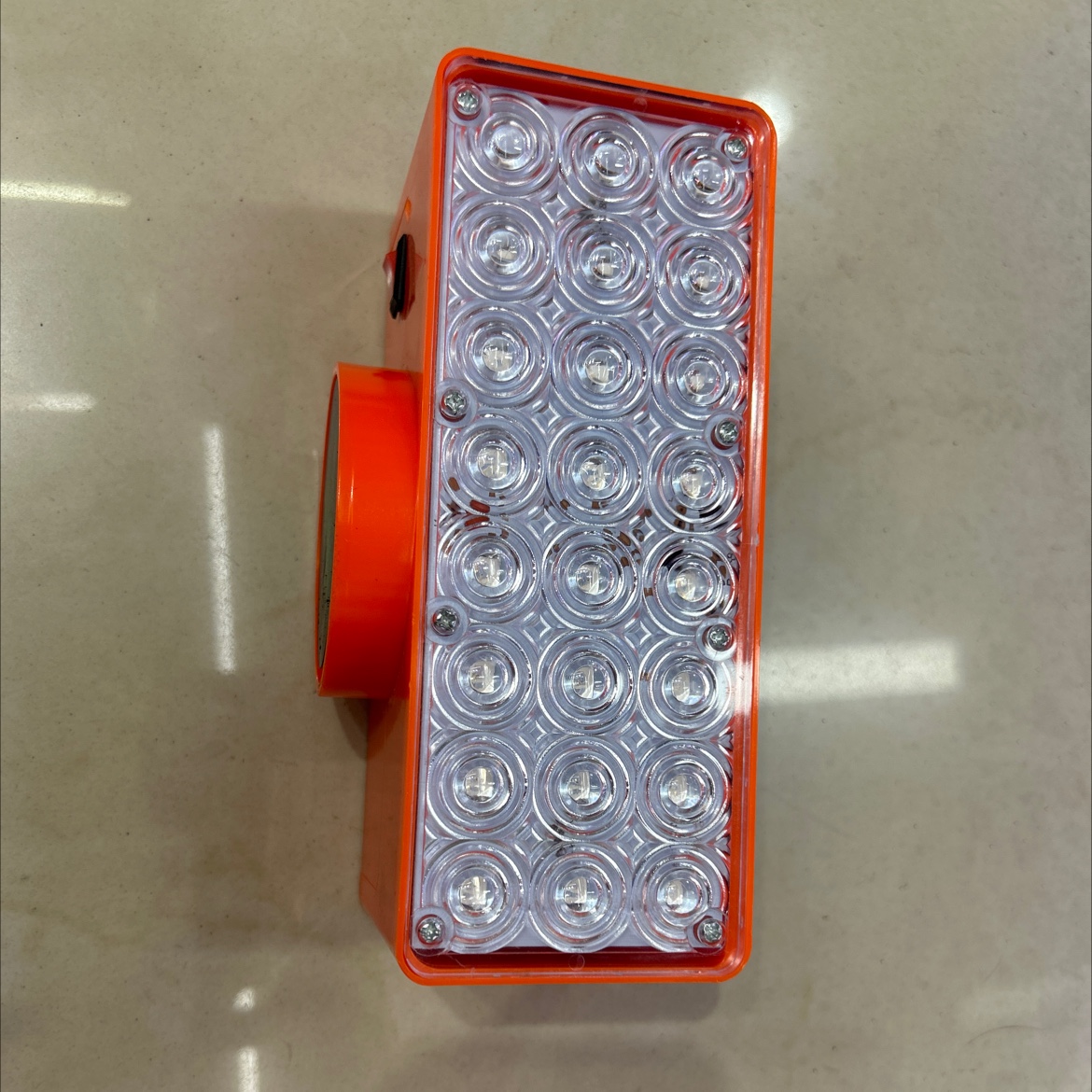 Solar traffic warning light with double-sided lamp beads and magnet 019-03