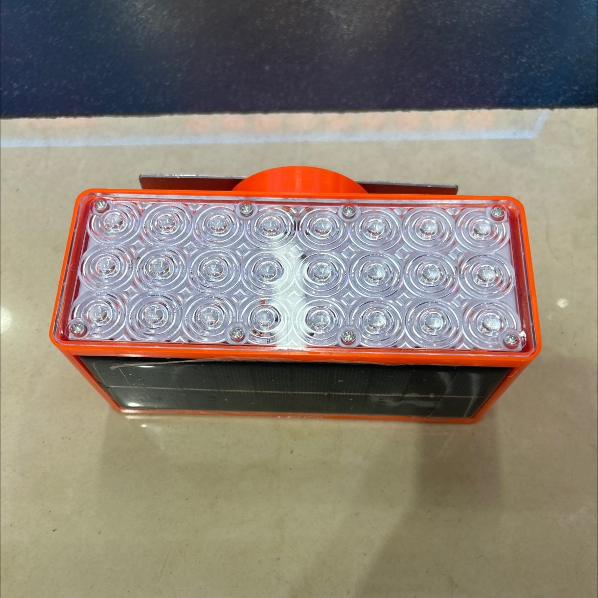 مصابيح إنذارات مرور تعمل بالطاقة الشمسية من 019-01. detail image 2