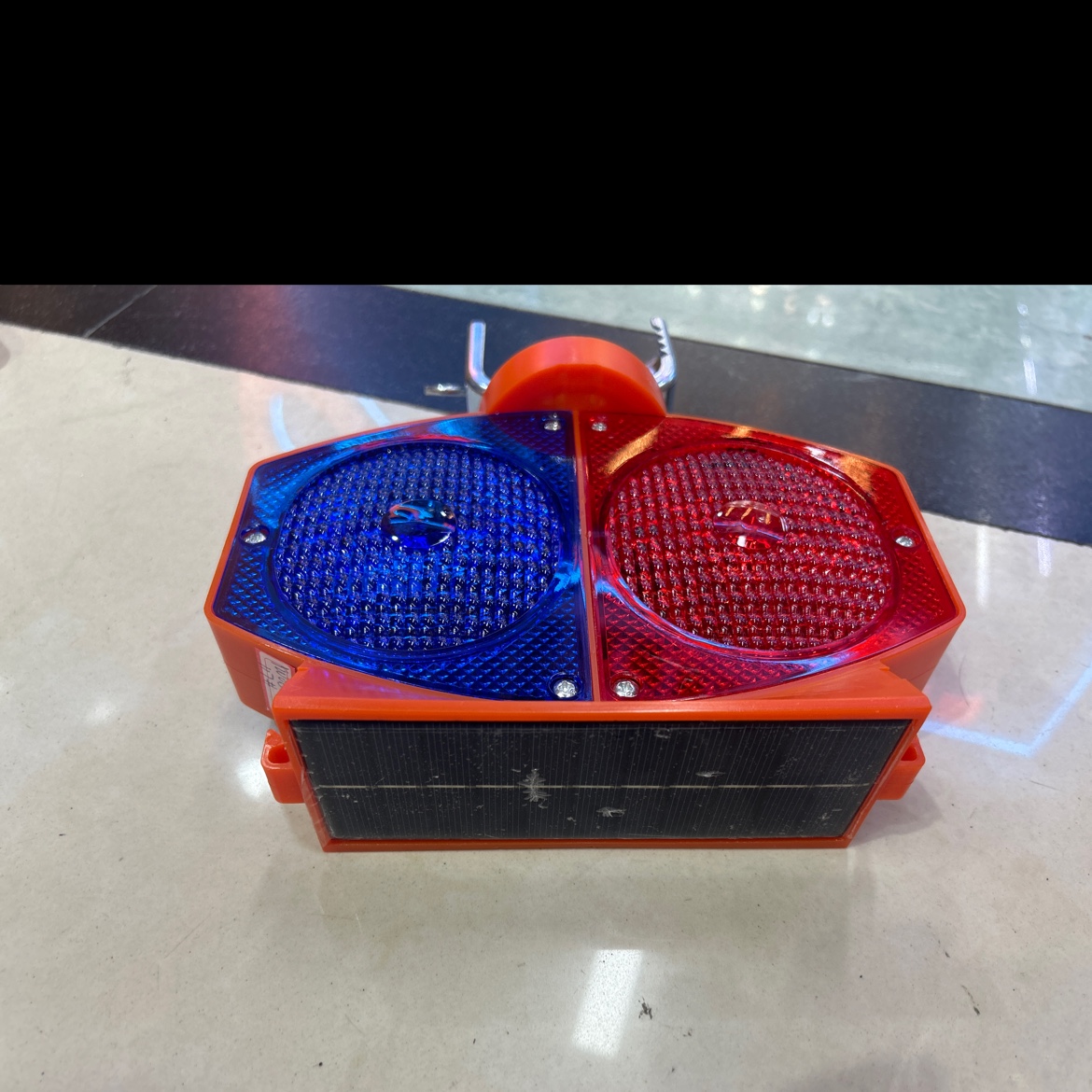 Solar traffic light 018-02 details Picture