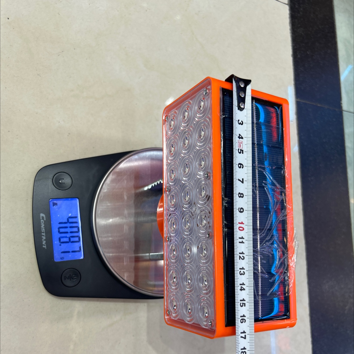 أضواء تحذيرية لحركة المرور تعمل بالطاقة الشمسية، 019-02. Item Picture