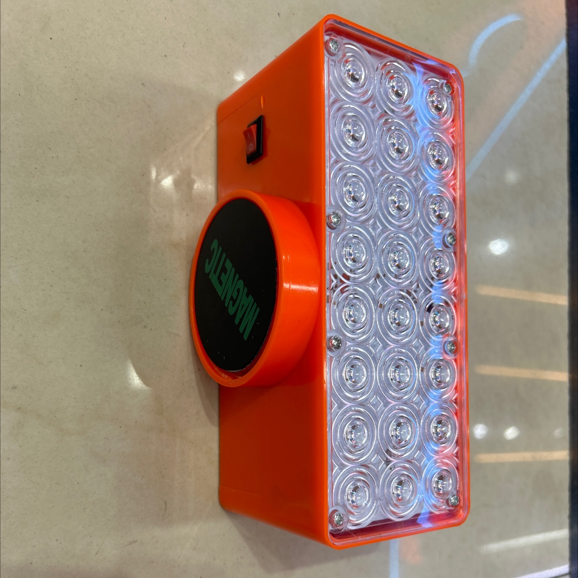 Solar traffic warning light with double-sided lamp beads and magnet 019-03 detail image 3