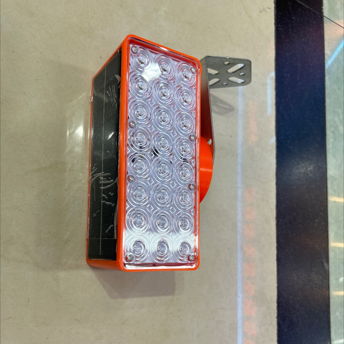 Solar-powered traffic warning light, single-sided lamp bead 019-08 details Picture