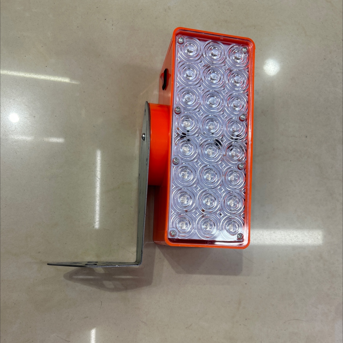 Solar-powered traffic warning light, single-sided lamp bead 019-08