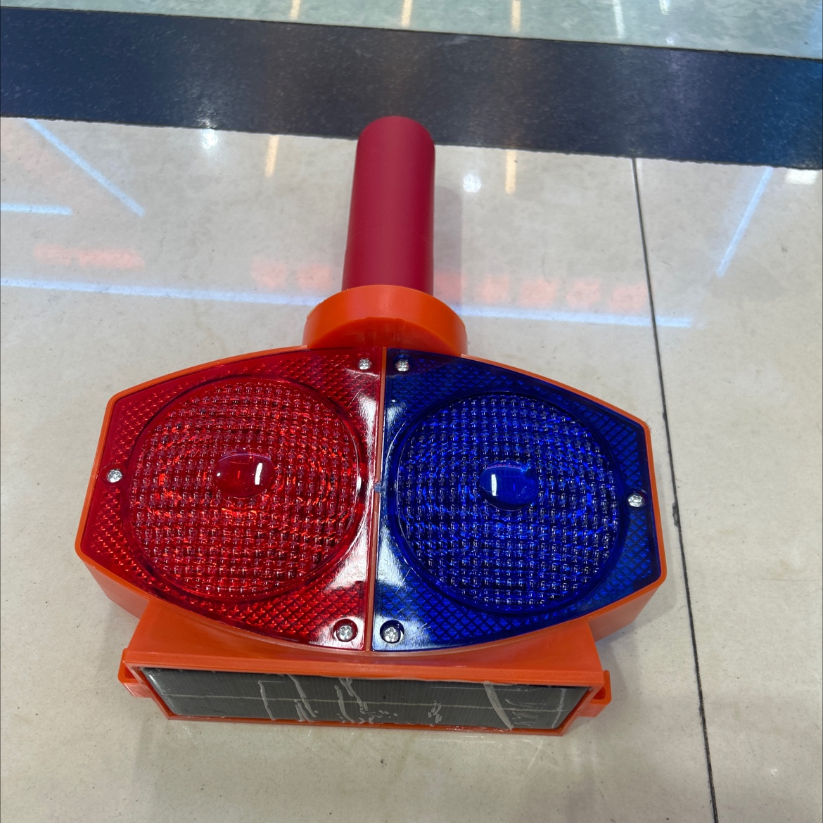 30cm solar-powered traffic warning light 018 Specification image