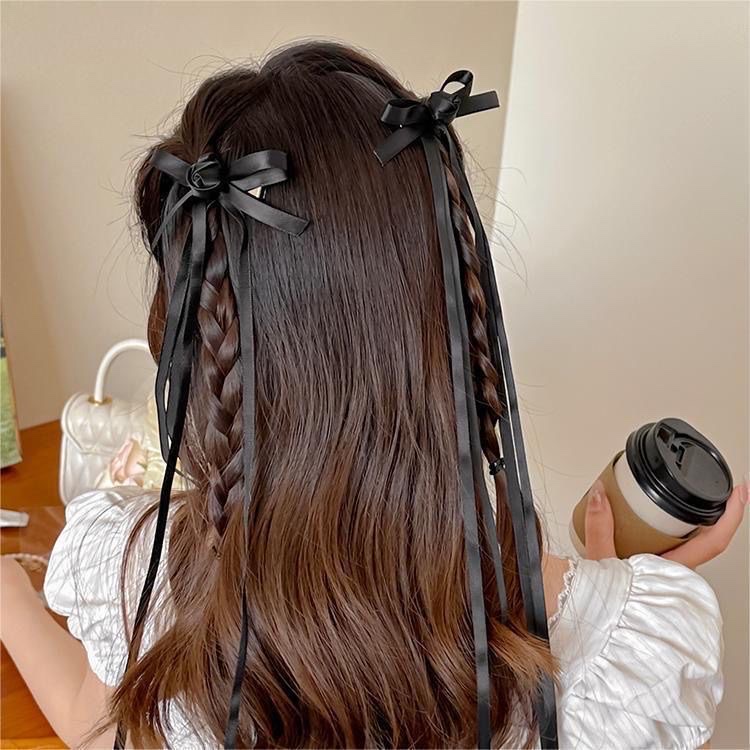 Hairpins, hair clips, headwear and hairpin accessories are fashionable, simple and versatile for ladies Application Scenario