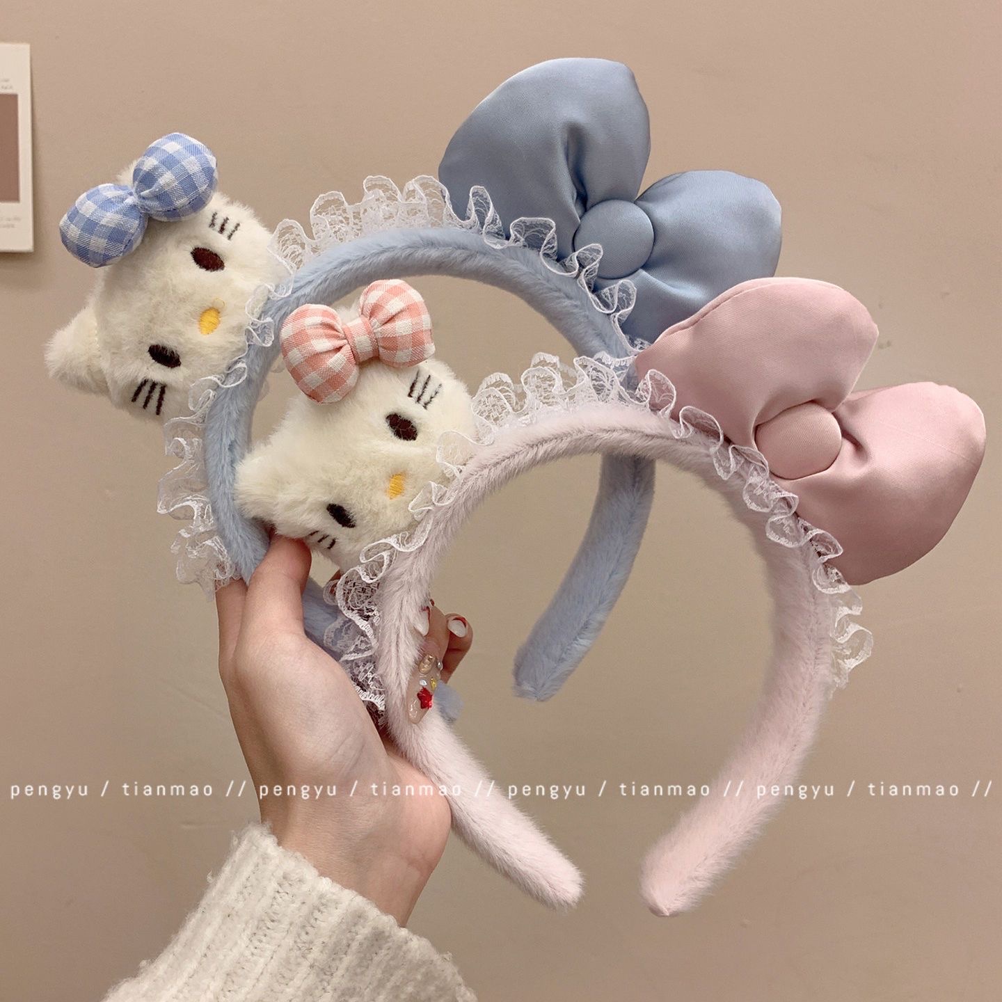 Lace-trimmed kt cat headband, children's headband, bow headwear Application Scenario