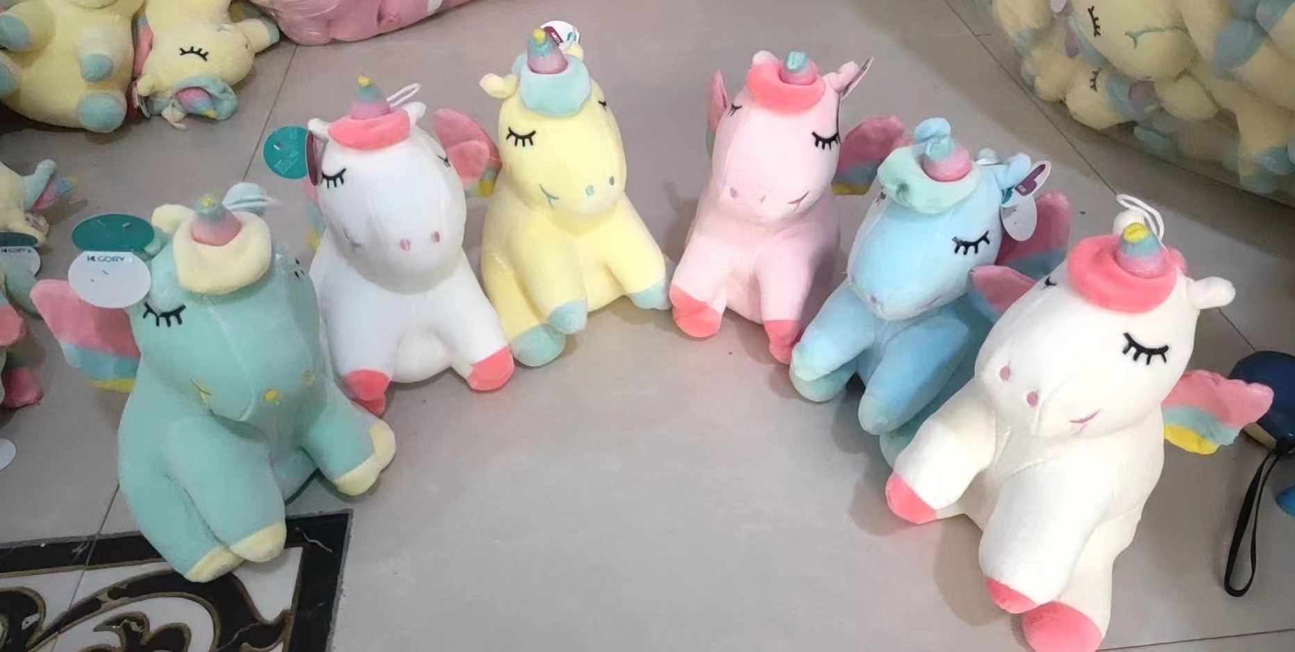 毛绒公仔玩偶娃娃玩具 plush公仔可爱毛绒玩具