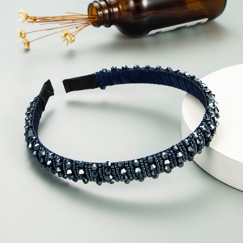 Hair bands, European and American hand-woven beaded headbands, Baroque beaded hair bundles for women, Korean version of popular facial wash hair accessories, hair bands and headwear detail image 8