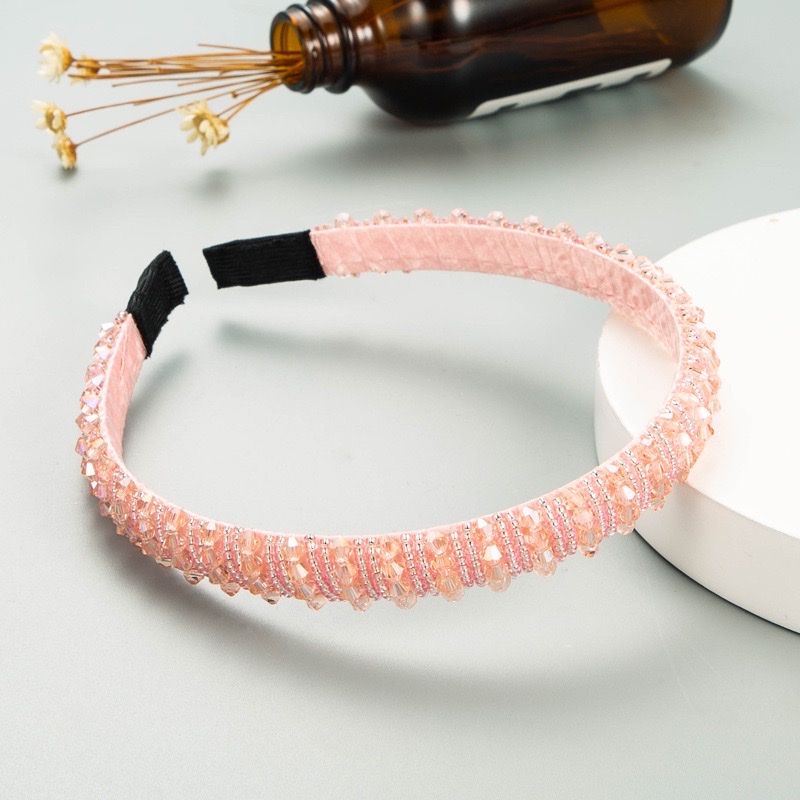Hair bands, European and American hand-woven beaded headbands, Baroque beaded hair bundles for women, Korean version of popular facial wash hair accessories, hair bands and headwear detail image 9