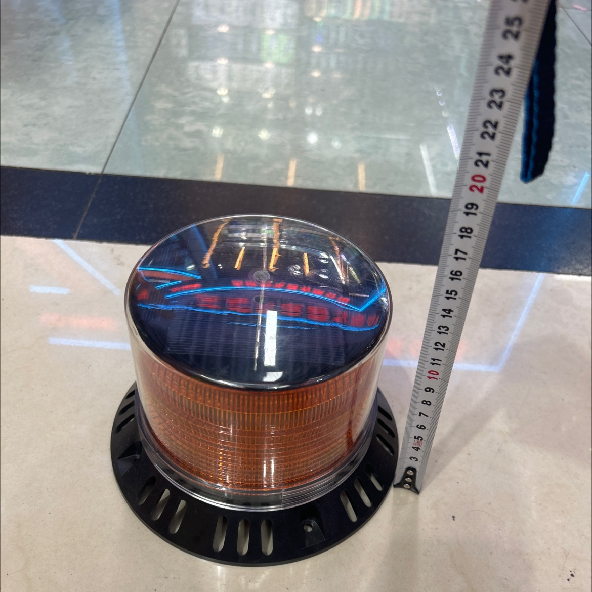 Traffic warning light with solar panel 6110YW detail image 2