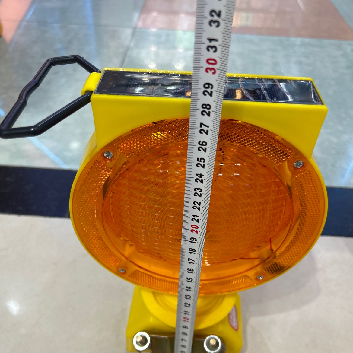 Traffic warning light with solar panel 1145 Specification image