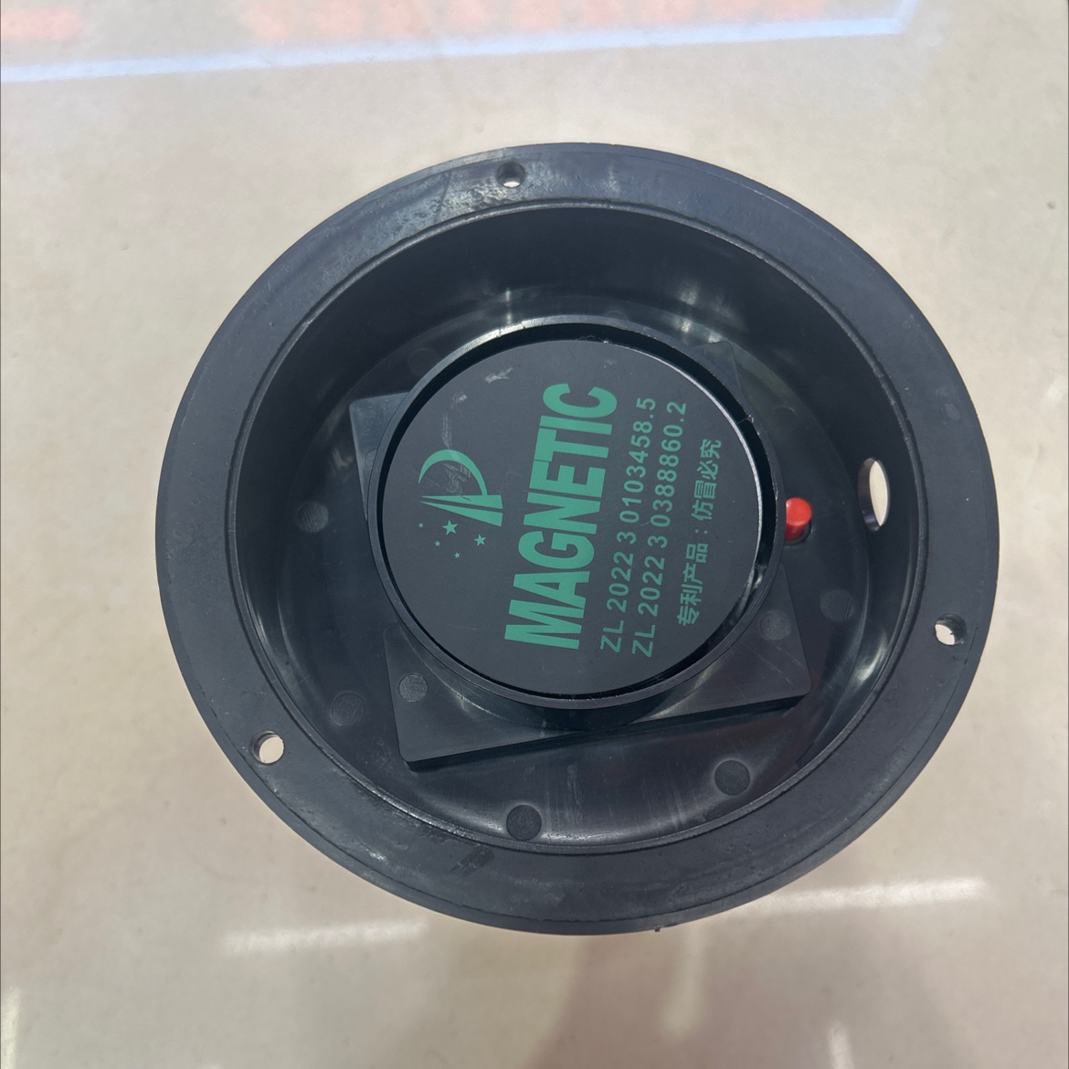 Solar panel with magnet traffic warning light YW6109 detail image 4