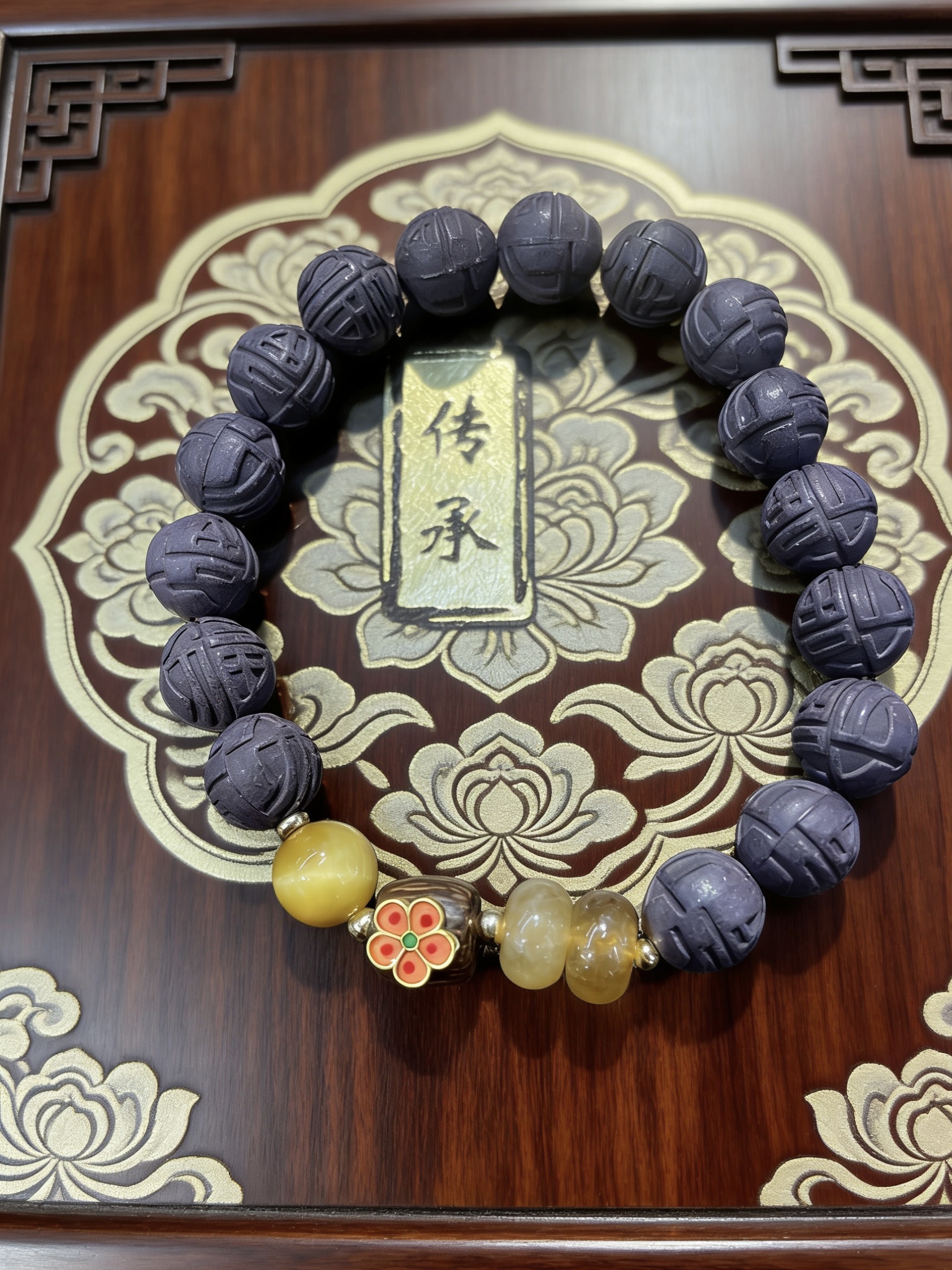 مع سوار الخوخ مع إكسسوارات الأحلام details Picture