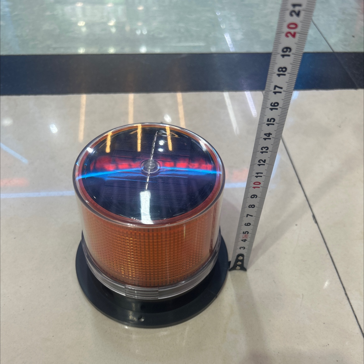 Solar panel with magnet traffic warning light YW6109 detail image 2