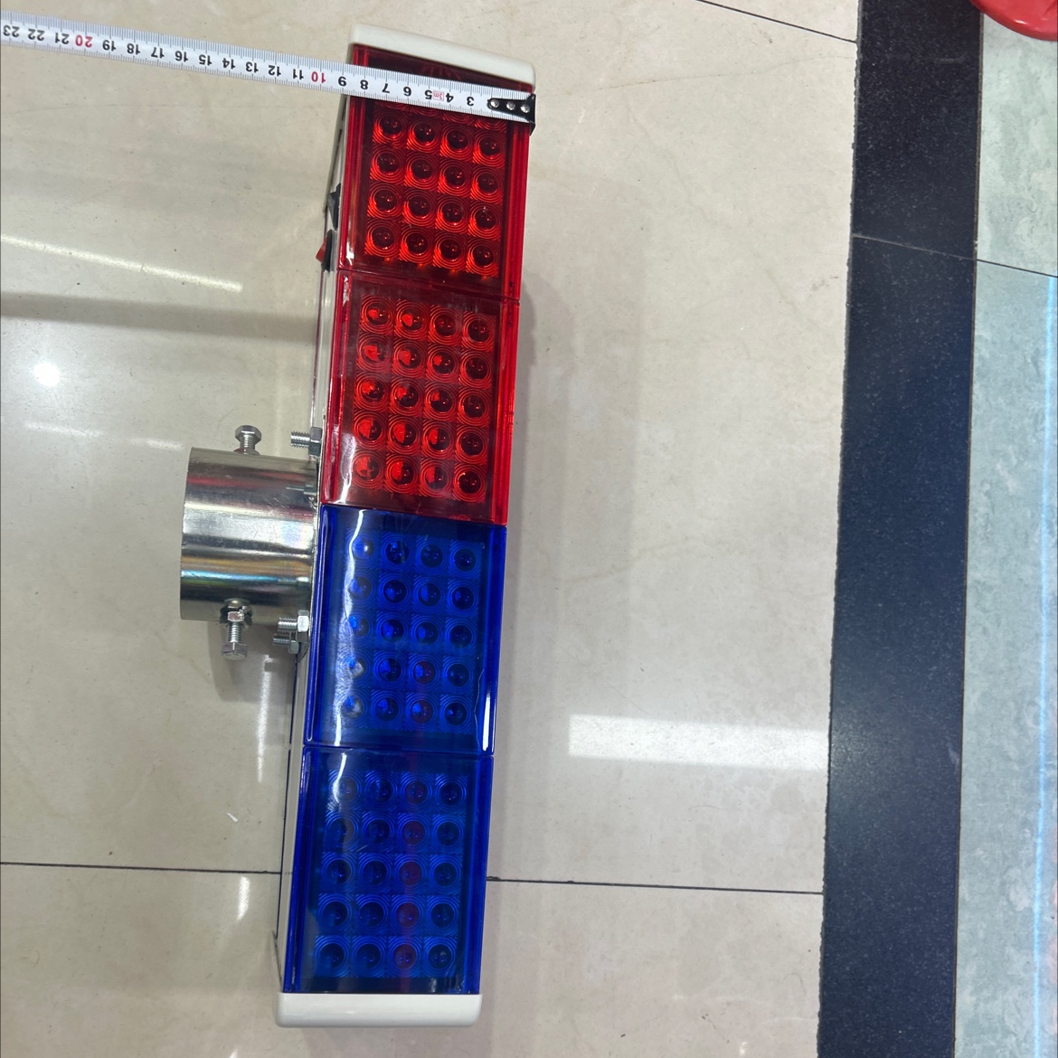Traffic warning light with solar panel 135-2 detail image 3