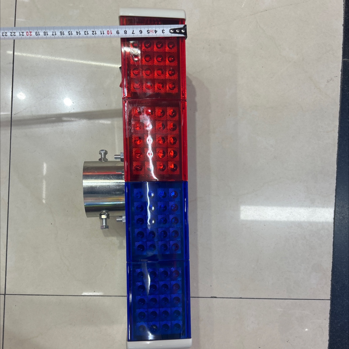 Traffic warning light with solar panel 135-2 details Picture