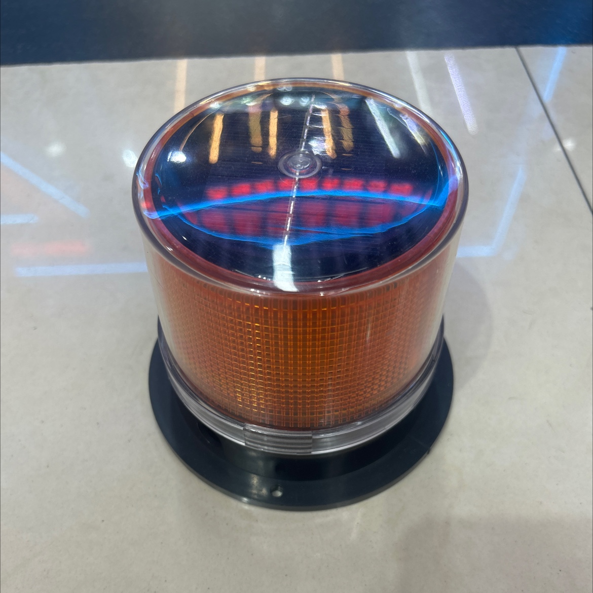 Solar panel with magnet traffic warning light YW6109