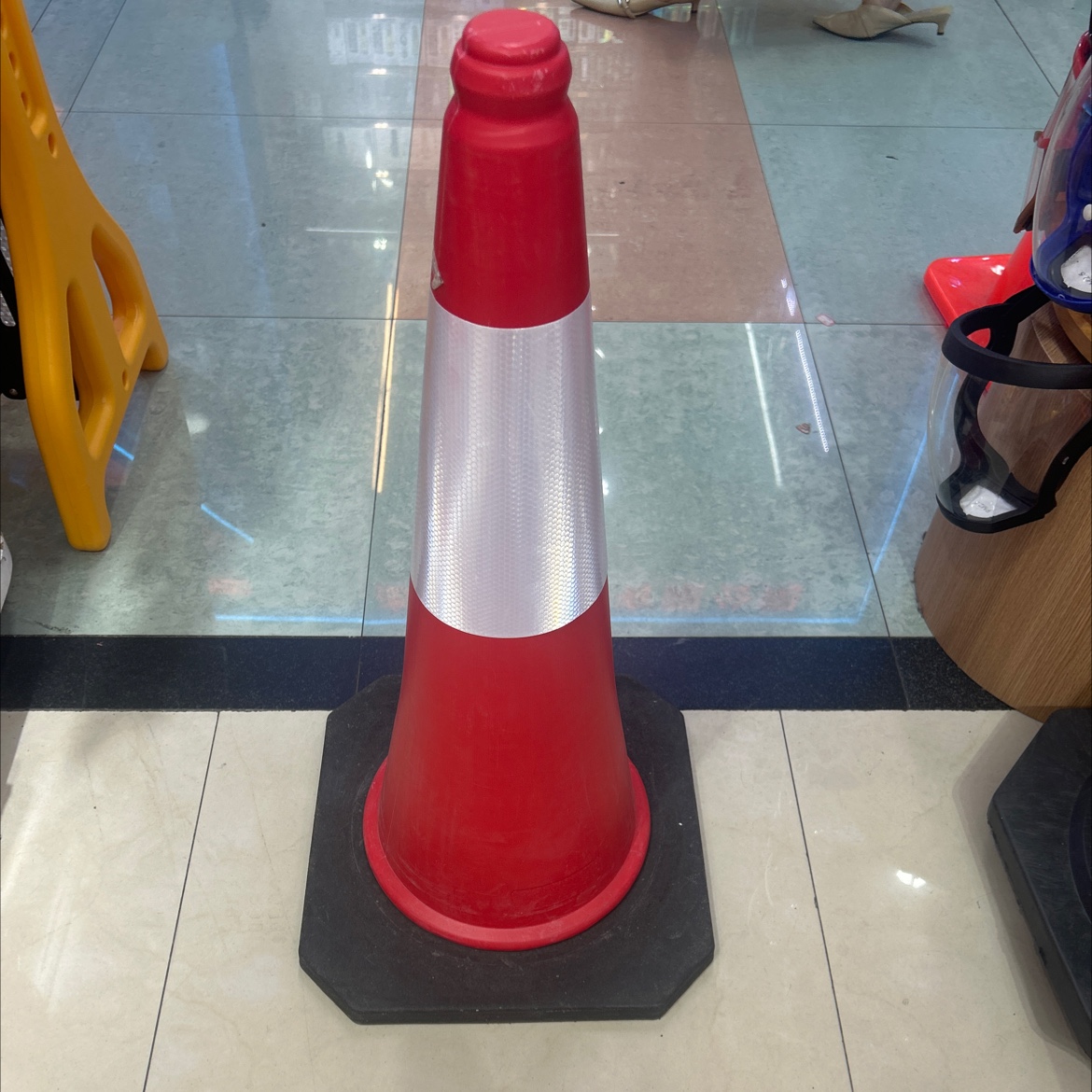 مخروط المرور P73CM