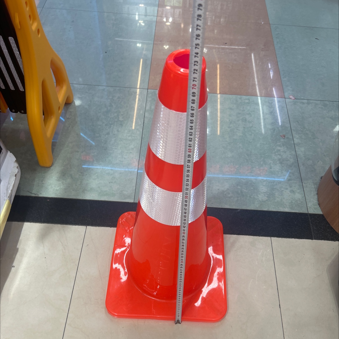مخروط المرور PVC70CM detail image 2