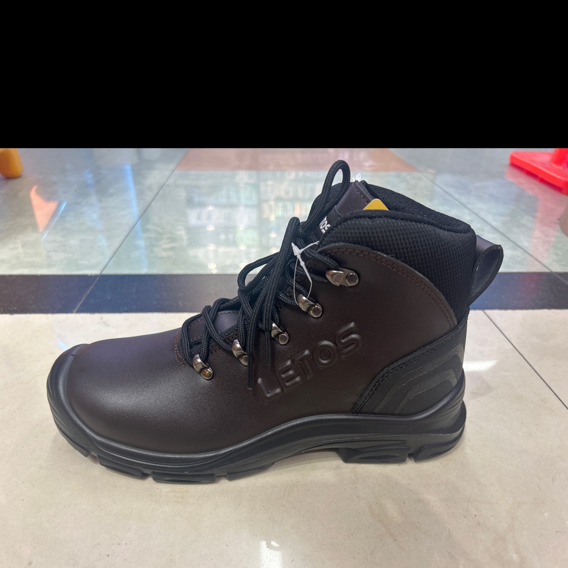 Anti-crush and anti-puncture work safety shoes 118