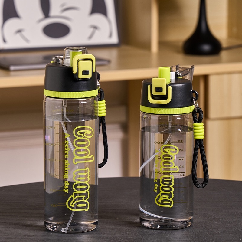 Wholesale of spray water cups, outdoor sports and military training water bottles, high-temperature resistant water spray cups for female junior high school children and students going to school Application Scenario