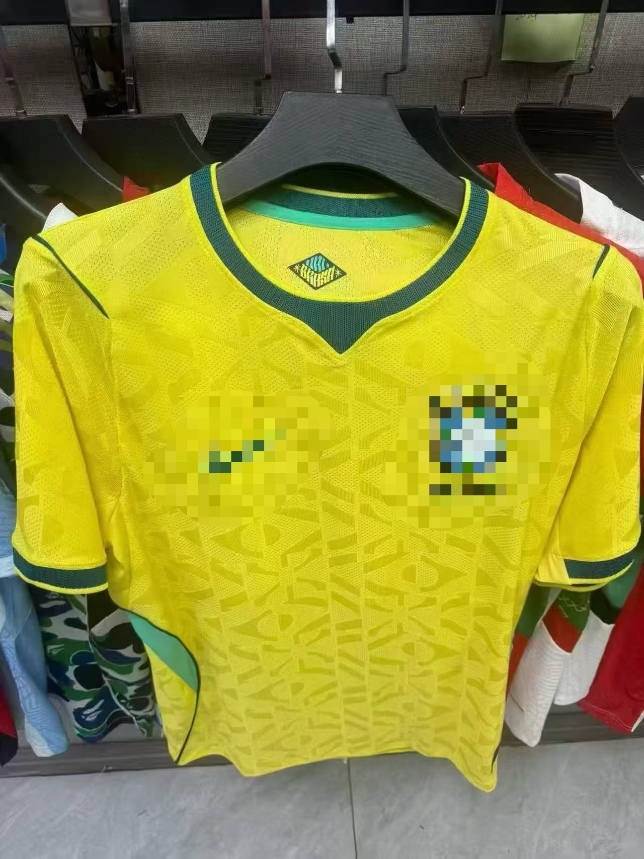 Factory direct sales of 2627 World Cup players' football jerseys and fans' sportswear. Large quantities in stock. Customized World Cup jerseys, football jerseys and football jerseys Specification image