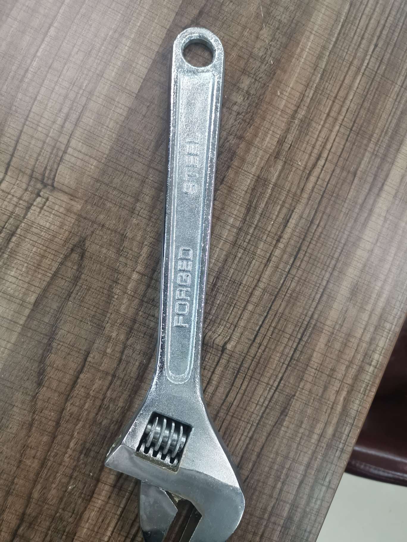 银色活动扳手套装 扳手工具多功能可调