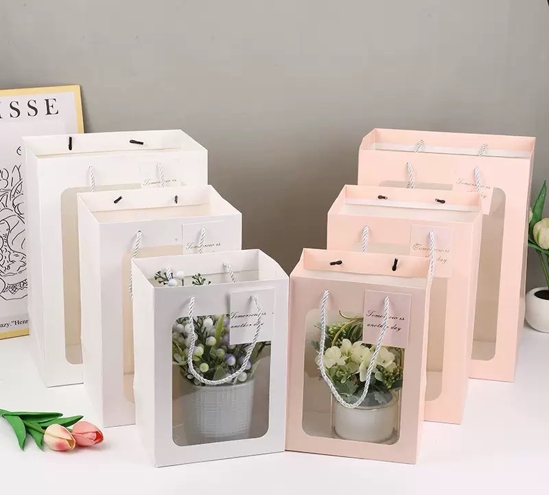 Window bags, gift bags, doll bags detail image 10