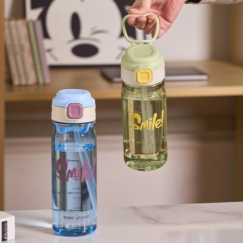 High appearance level straw cup, portable plastic water cup for girls in summer, student sports cup, heat-resistant, shockproof and cute detail image 9
