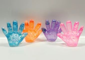 A new, unique and stress-relieving toy called "Palm Maltose Pinching Fun" with slow rebound